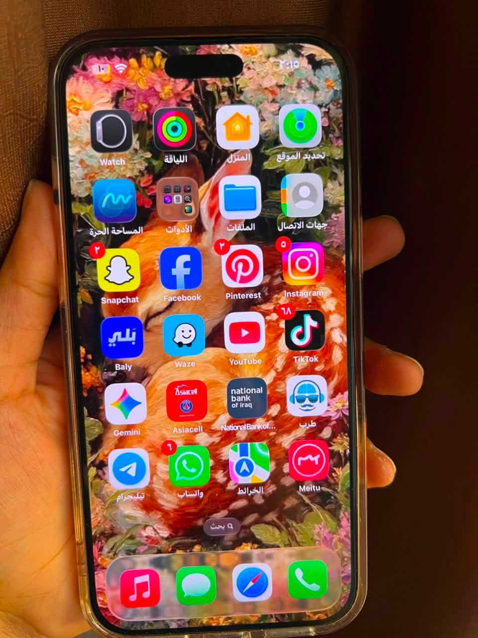 السلام عليكم تلفون 17 pro max برتقالي ايسم مستخدم نظيف كُلش عدد دورات الشحن ١٢ مرة ذاكرة ٢٥٦ نظيف جداً ما بيه اي ضربة او خدش 
ابيعه ب ١٦٥٠ رجاءً بس الشراي يتصل 
***********
