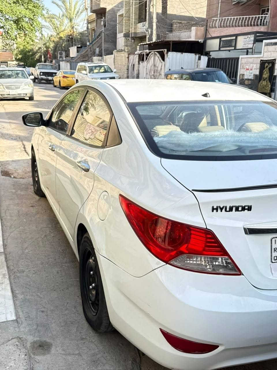 اكسنت خليجي
الموديل 2011

المكينه 1600 بدايت تبخير فقط من قبق المكينه لا تنقيص ولا شي بيه المكينه ناعمه كلش

الكير سليم 

الون ابيض 

الكشر مكفول من اي ضربه السياره فقط صبغ نص باب خلفي ونص جاملغ اثر شخوط

السياره لمتد فول 

فتحت سقف 

تحكم سترين جهتين 

سماعات اصلي دمام صوت مرعب 

منظومة زنون عالي وناصي 
بلوجكترات زنون 

تبريد كله منظومه جديده ثلج 

صدر امامي  وخلفي جديد صار له شهرين من شديته 

رقم بغداد الجديد 

مكان السياره بغداد 

رقم الهاتف : ***********

السعر : 79 وبيه مجال
