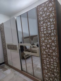 غرفة خشب ثقيل ٧ قطع استخدام اقل السنة ماخذها بمليونين و٩٠٠ رايدهة ب٧٠٠...
