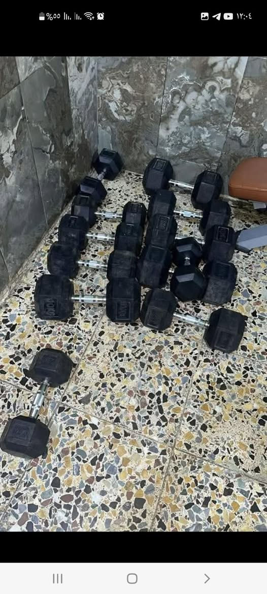 مسطبه متحركً جديد ممستعمل
ودمبلص وزن 30 زوج وزن 22ونص زوج وزن25 زوج 
ابيع شلع 

‭***********‬
