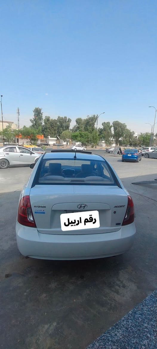 السلام عليكم
بيع فقط بدون مراوس
اكسن دبدوب سلايت
موديل 2011
محرك كير شرط
بوند صبغ فقط
رقم اربيل
العنوان موصل الزهور
للاتصال
***********

نص مكتوب في الصور:
- 2011
