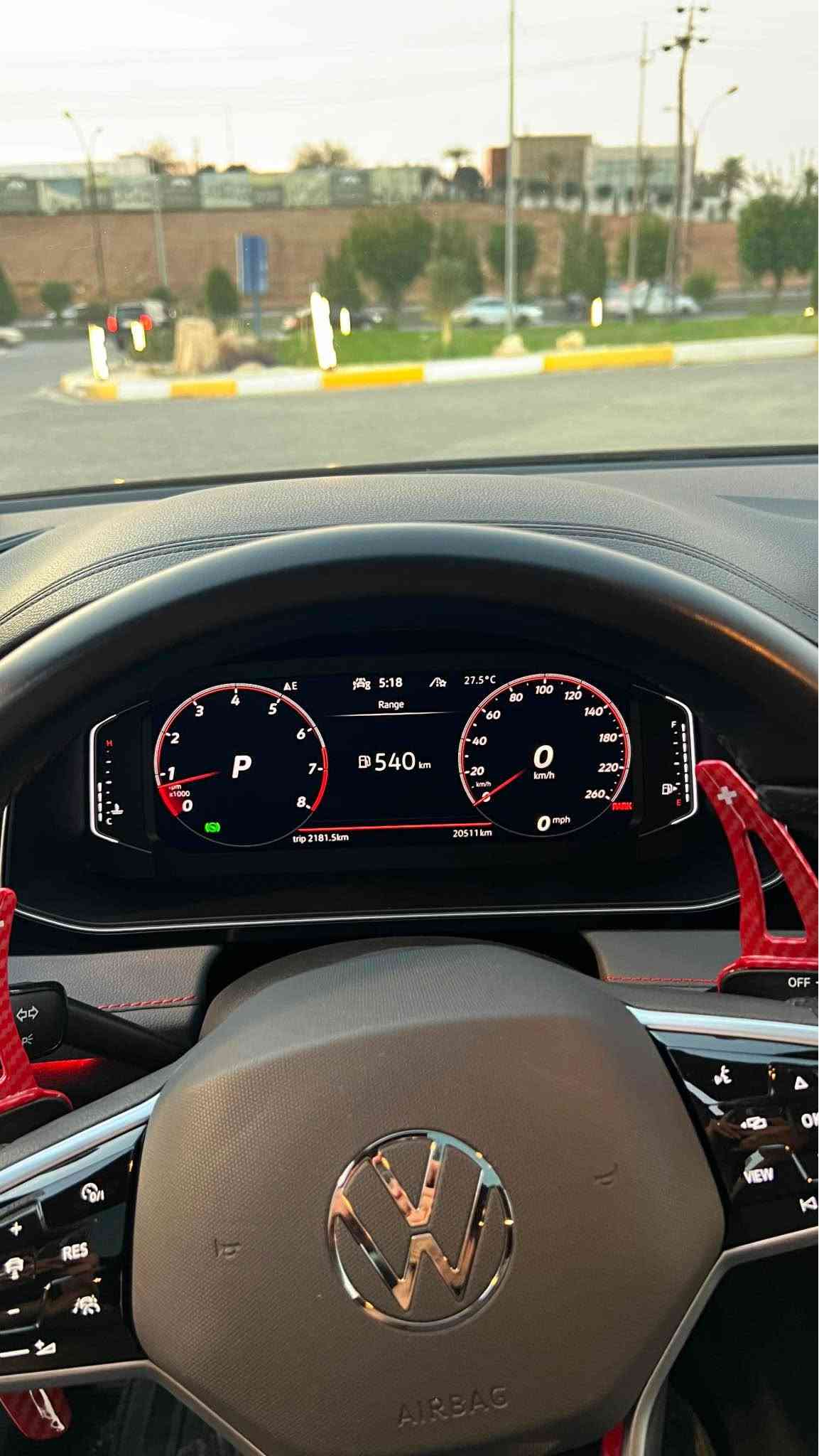 كورولا GLI • ٢٠٢٥ • ٢٠٠٠٠ كم