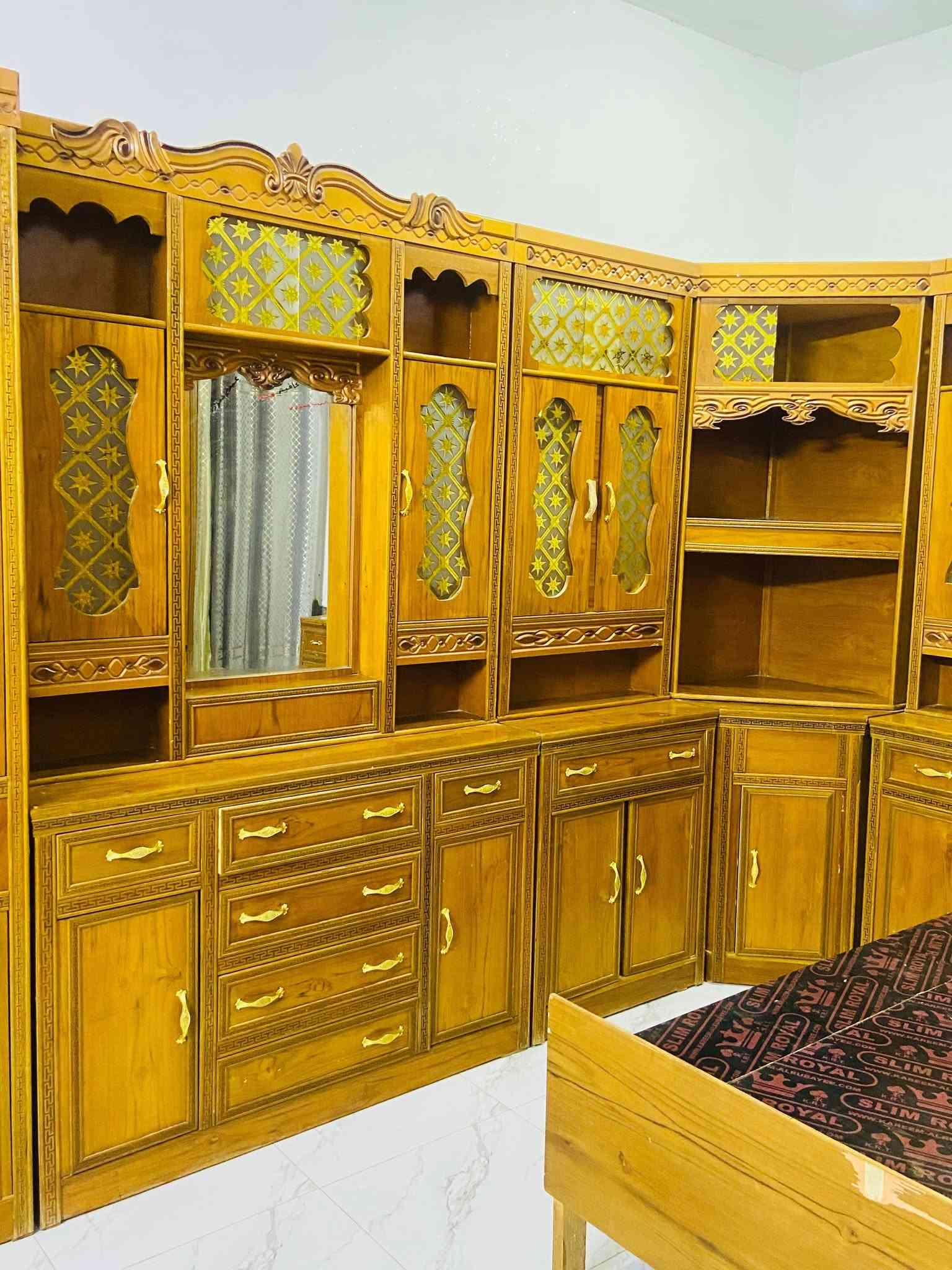 للبيع غرفة نوم هودج اربعينيه صاج داخل و خارج حطاطه
نضافه فول مستخدم قليل جدآ

كنتورها 6 طابقين 

عنوان الرمانه البعبيد الحويجه 

بسعر مليون و 50وبي مجال 

خدمة نقل وشد مجاني واصل للبيت 

***********/متواجد وتساب وخاص

