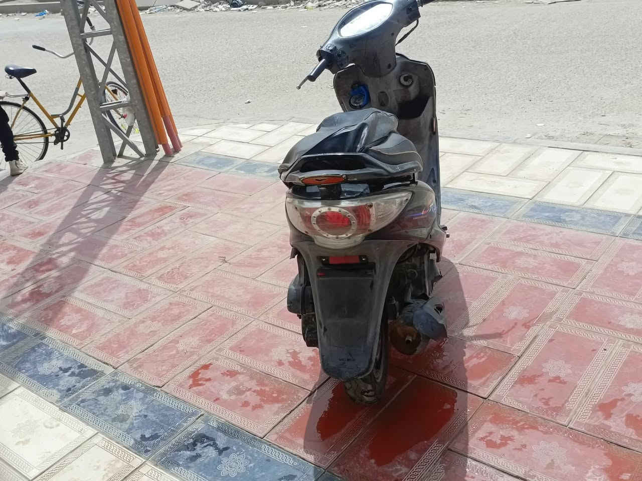 جي فور • سلف • اشاير