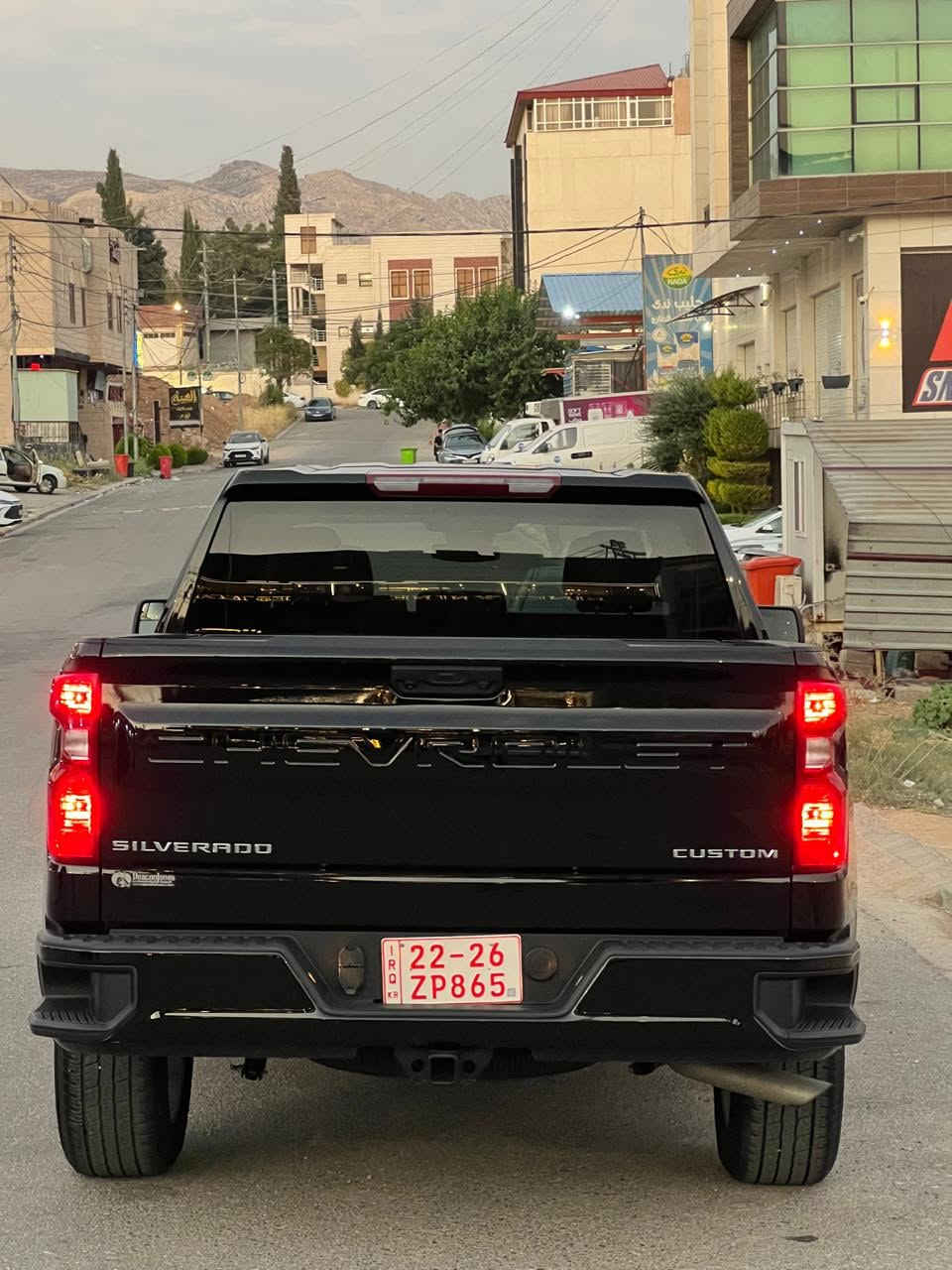 من رخصة الادمن

Silverado 2024

مواصفات custom

بجم تاهو

لون اسود 

محرك ٤ توربو اقتصاديه ومرغوب

كشن كهرباء

بيها شويه صبغ بالبونيد 

مكان دهوك

تترقم شمالي

ماشي 24 الف

سعر 282 وبي شويه مجال

***********

***********
