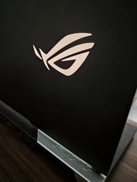 Ryzen 9 5900X • RX 6800M 12GB • رام 64GB