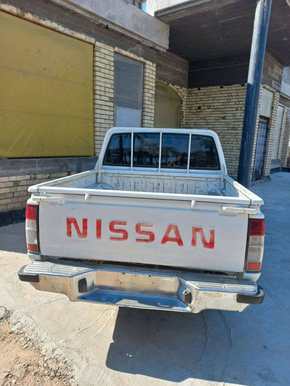 بيك اب نيسان 2002 دبل قماره مزاد معاملته شبه كامله السياره بلاديه تدفئه تبريد داخل كله جديد السياره رقمه بغداد ومكانه كربلاء الحسينيه سعره ٦٠ رقم الهاتف ***********
