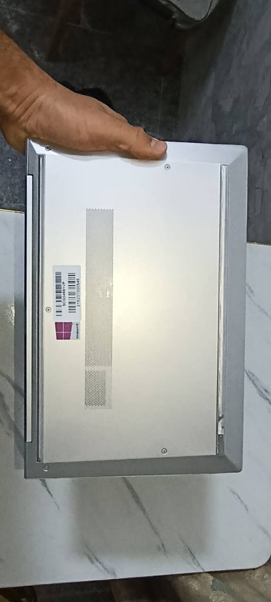 HP EliteBook 830 G7 • i5-10210U • ٨ جيجا رام