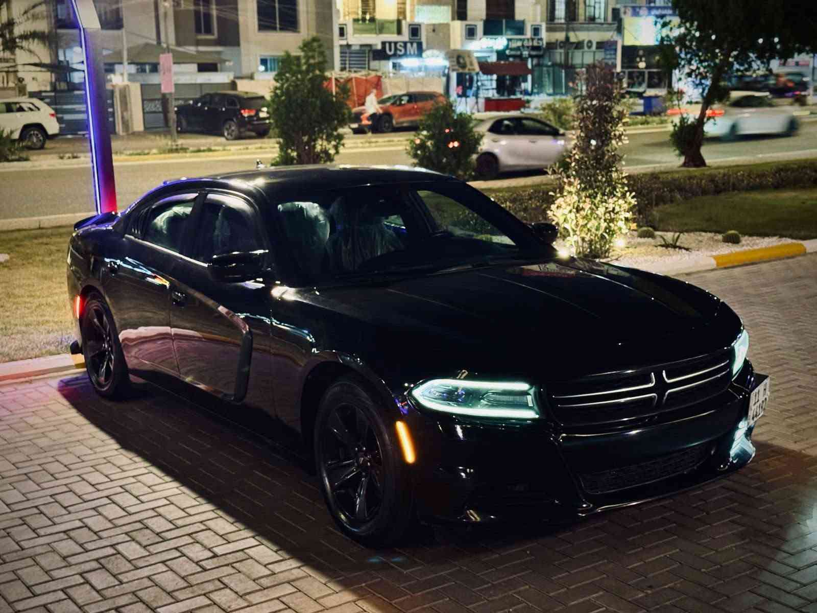 تشارجر SXT • ٣٦٠٠ سي سي • غرق بسيط