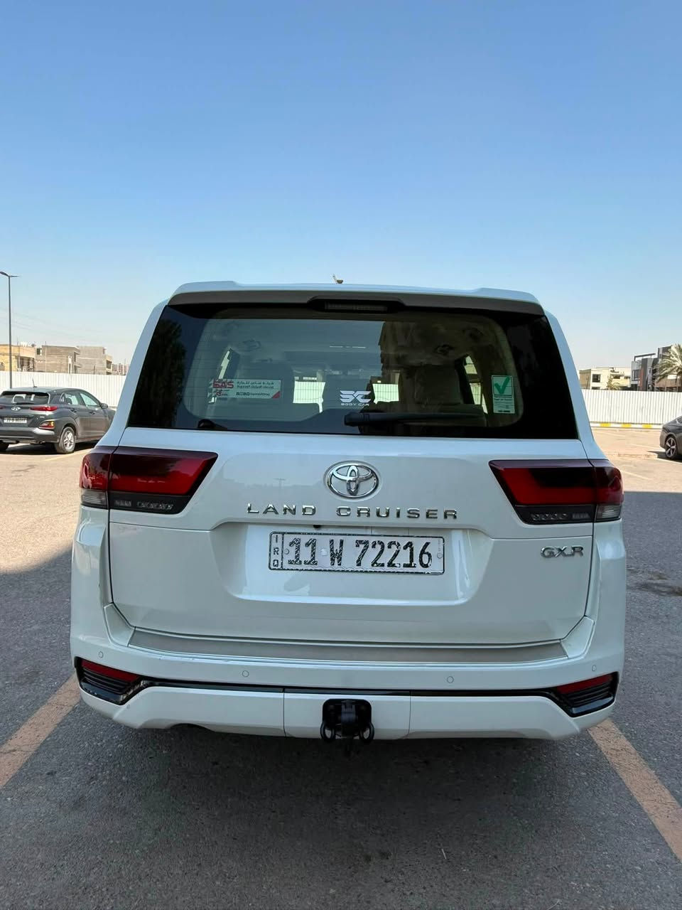 لاند كروز موديل 2022 ساز ام ضمان 

سياره GXR ام تطبيق وشاشات 

مكفول كفاله عده إصبع PDR

ماشيه 66 الف كيلو متر 
‏المواصفات :

-المصابيح:  LED

-كاميرا  

-نظام الصوت JBL

- محرك 6 سلندر 4000 

‏‎- فتحة سقف ( سلايد ) 

-٣ شاشات 

- شاشات ترفيه خلفية

‏‎- مقاعد جلد-تدفئة-تبريد

‏‎- مقاعد كهربائية 

- مقاعد امامية تبريد 

- ⁠تبريد وتدفئة امامي خلفي 

‏‎- بصمة الابواب 

‏‎- صندوق كهربائي

‏‎- مصابيح LED و زينون

-7 راكب 

-شحن واير ليس 

 السيارة ساز اصل   

-حساس امامي خلفي 

‏‎- حجم العجلات 20 inch 

تخم تاير دنلوب جديد  

محرك كير بشرط مامفتوح

صيانة كامله بشركه ساز
سونار مرفق مع الصور 
العنوان. بغداد حي العدل 
***********

