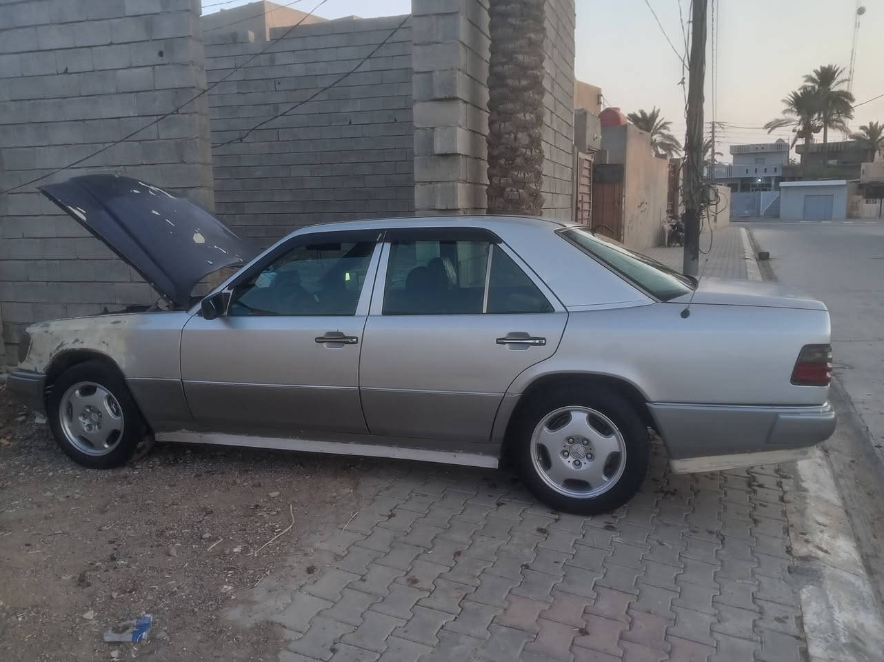 موديل 93ابلاد خراطيم مكانها اديالى  الرقم ادهوك بسم اخويه فول  اخوان السعر قفل 60 مال بيت مو بياع شراي  ***********
