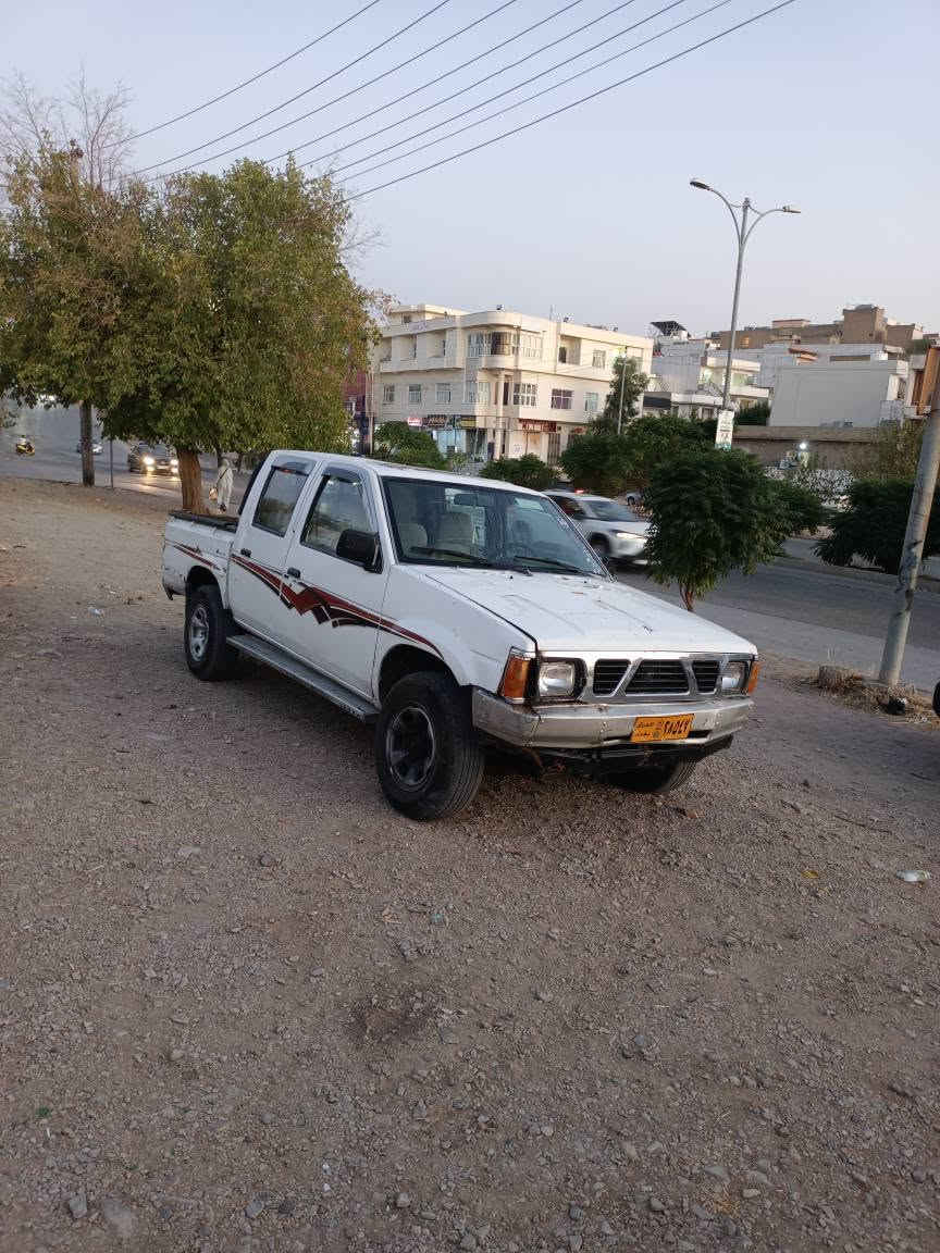 نیسان گێڕومەکینەی نیسانی2002وە سەیارەکە پاوەرە گێڕومەکینەی بەشەرت بەس سەنەوی لەگەڵەسعری 14گەڵا *********** *********** السليمانية, العراق
