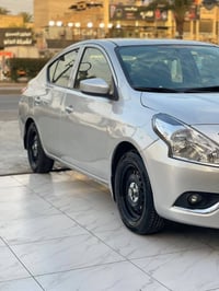 نيسان فيرسا 2016 وارد امريكي للبيع السعر 90 للتواصل 07711641989