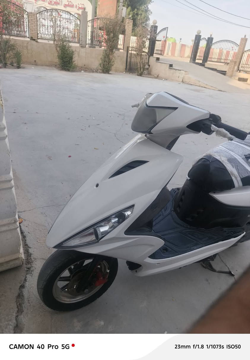 دراجه ماكس مضلع لبيع دراجه كفرات جداد مفتوحه  ولفات شغل ايدي كلشي شغال بيه من طوال لطول  نوزل دراجه نكره سلف تجي تفحص جيب فيتر وفحص دراجه وياها كلاجات رياضي اطيك ما مشدودات سعر 650بيه مجال مكاني القرنه شرش رقم *********** اسيا ***********اثير
