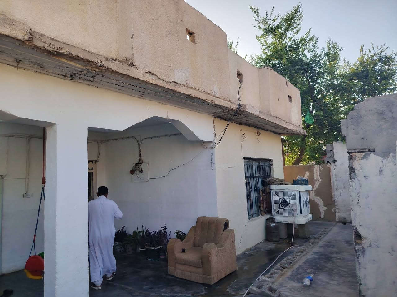 الموقع خلف تربية الحويجه
🏡 السلام عليكم ورحمة الله وبركاته 🌹

📢 بيت للبيع – طابو 25

📐 المساحة: 258 متر²

🏠 مواصفات البيت: • ربعة وهول • مطبخ • 3 غرف نوم في الطابق الأرضي • غرفة واحدة في الطابق العلوي • ترك (موجود) من اليمين واليسار

💰 السعر: 67 مليون دينار عراقي 

📞 للاستفسار والاتصال: ***********

📩 كما يمكنكم مراسلتنا عبر الخاص.
