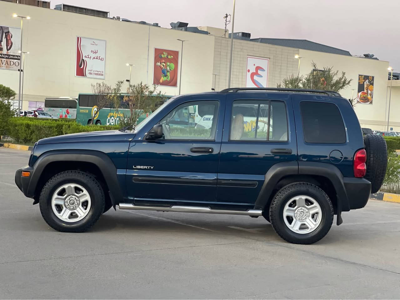 Jeep Liberty 2004

سعری ٦٩ گەڵاو معامەلە 
مواسەفات 
دەبڵ ئەکسل 
ناو زەرد
جام کارەبا
تەحدید سورعە
شاشە ئایپاد
٤ تایەی لۆکی جەبەلی لەژێرایە 
٢٤٠ هەزار ڕۆی شتوەیە 

٣پارچەی بۆیاخە بێ ناوگرتن 

گێڕوو مەکینە وئەکسل بەشەرت

سەیارەکە لە سلێمانیە 

ژمارەی موبایل *********** السليمانية, العراق
