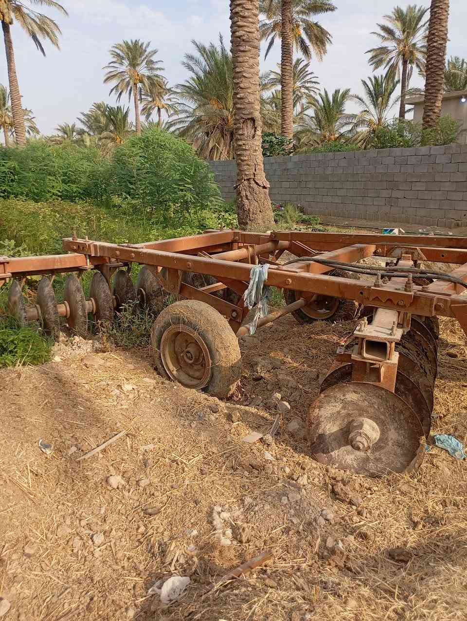 السلام عليكم للبيع دسك24 دنماركي مكفول من لحيم وكسر
مكاني واسط صويره  للاستفسار ***********
