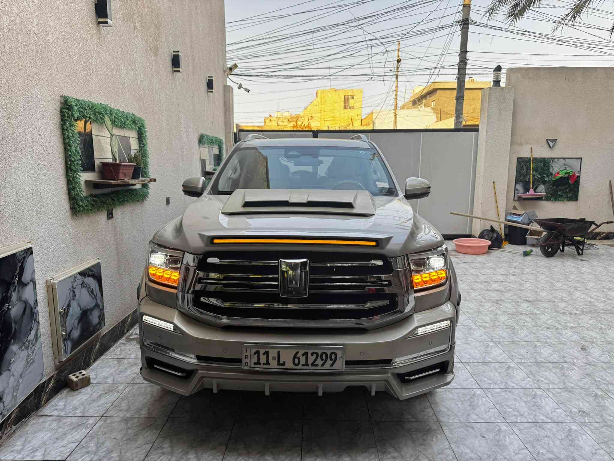 سلام عليكم تانك ٥٠٠ مزوده بكت كامل وحيدة بالعراق كت بهذا اللون
ماشية ٣٢ الف قابل لزيادة ومواصفات سيارة معروفه 
وهيه ام التانكين وسبير تعليك 
سعر سيارة  ٦٠ مليون وبيه مجال قليل 
*********** وتساب 
***********
