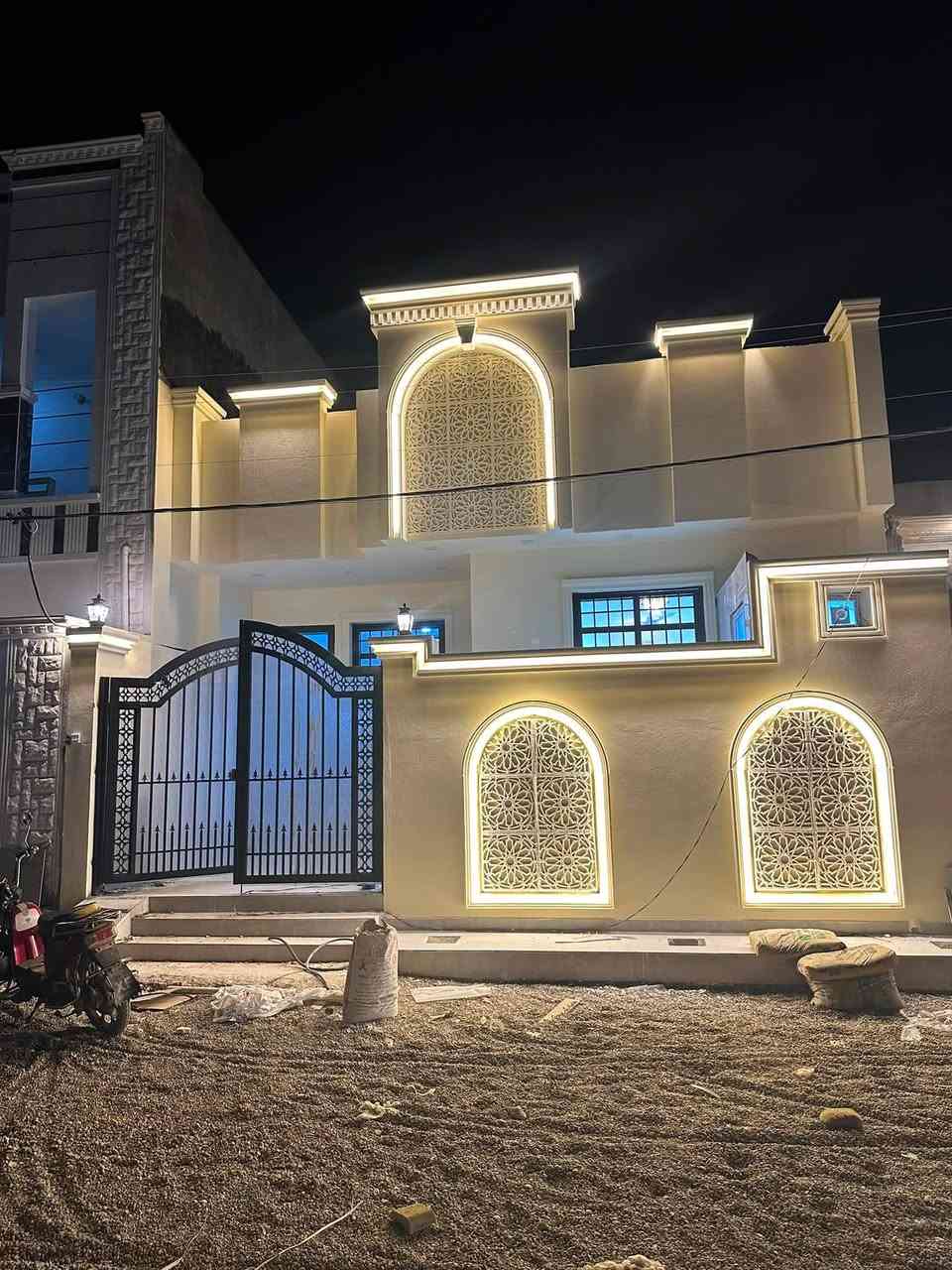 ((بسم الله الرحمن الرحيم))
🏡     🏘      🏚 

#بيت_للبيع         

🔴في الجغيفي ثانيه

🔴 كاع بيت نايل 

✅المساحة :164
 
مكون من 2 غرف نوم
 صالات
ومطبخ 
واستقبال 
حمام عدد
مناور عدد 2

 🛣 الشارع 🛣🛤 : 10

🗒📑⚖️ نوع الملك : طابو زراعي صرف علمن عند الشراء تدخل مباشرتا بل سند المشترك الطابو لصرف الازراعي

💸💰 السعر  💰💸: 115🔴وبي مجال

للاستفسار : مراجعة 
🥇 مكتب الدليمي 🥇
🩸📍العنوان الجغيفي _نهايت سياج المقبرة على السايد الايمن.                         
                                     
            📱📲  للاتصال :  ميثم*********** 📞☎️

#عقارات_الفلوجة #عقار_للبيع #عقارات_الانبار #عقارات_العراق  #العقار #عقار
#العقار_للبيع #للبيع #بيع #بيت #بيوت #قطعة #قطع
#ارض #
