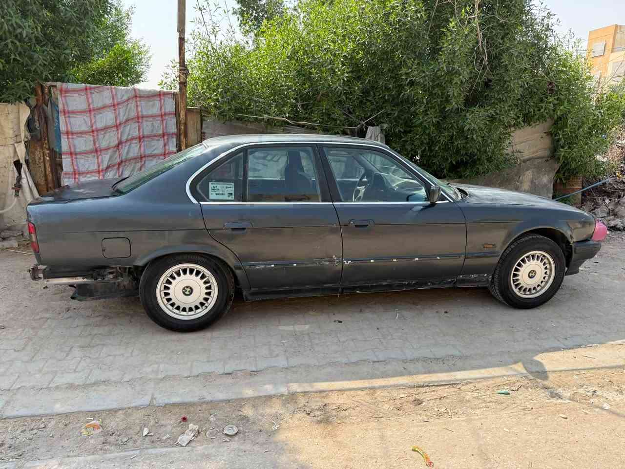 بي ام 525 اصل ياباني محرك مفتوح وكير عادي تبريد شغال باتري جديد تخم تاير جديد مكاني النجف مداور ثاني يوم *********** سعرها ٣٠ وبيه مجال

