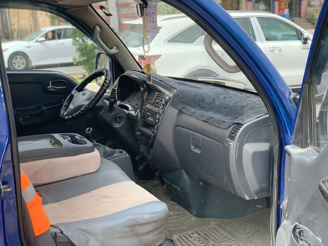 السلام عليكم فحل ٢٠١١ مسكر سبلاين محور بم ونوزل سياره جاهزه من كلشي محجر تحويره 14ستد27رقم ذي قار بسم راعيه شرعي تحويل ثاني يوم مكلف بنشر شراي يتصل ***********مكان ناصريه
