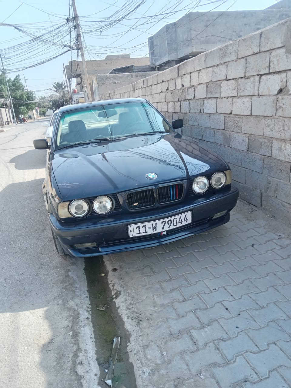 السلام عليكم
بي ام مديل 1992
رقم بغداد انكليزي
حداديه جديده تبريد تايرات جدد
دواخل عايزة ترتيب
٤٥ وبيه مجال
***********
