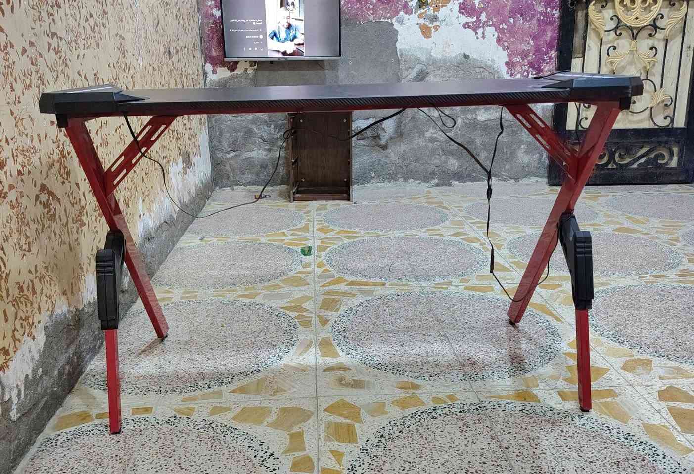 ميز • عدد ٢ • بصرة