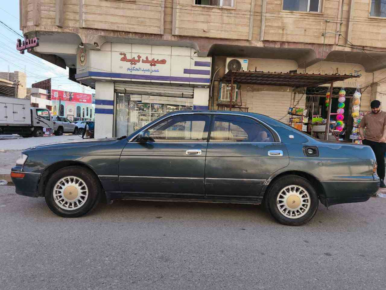 للبيع بطة موديل 1994 باسمي رقم انكليزي ، محرك وكير جدد قبل شهر ، تخم تايرات وبطارية ، عليها ادامة كاملة بور وسلف وواتربمب وفيتبمب وبريك ودسكات ولويات وراديتر وبلكات وقوايش ، بيها جراد واضح بالصور ، السيارة مكلفتني 75 ورقة ، السعر 65 قابل للتفاوض ، للتواصل *********** ، ***********
