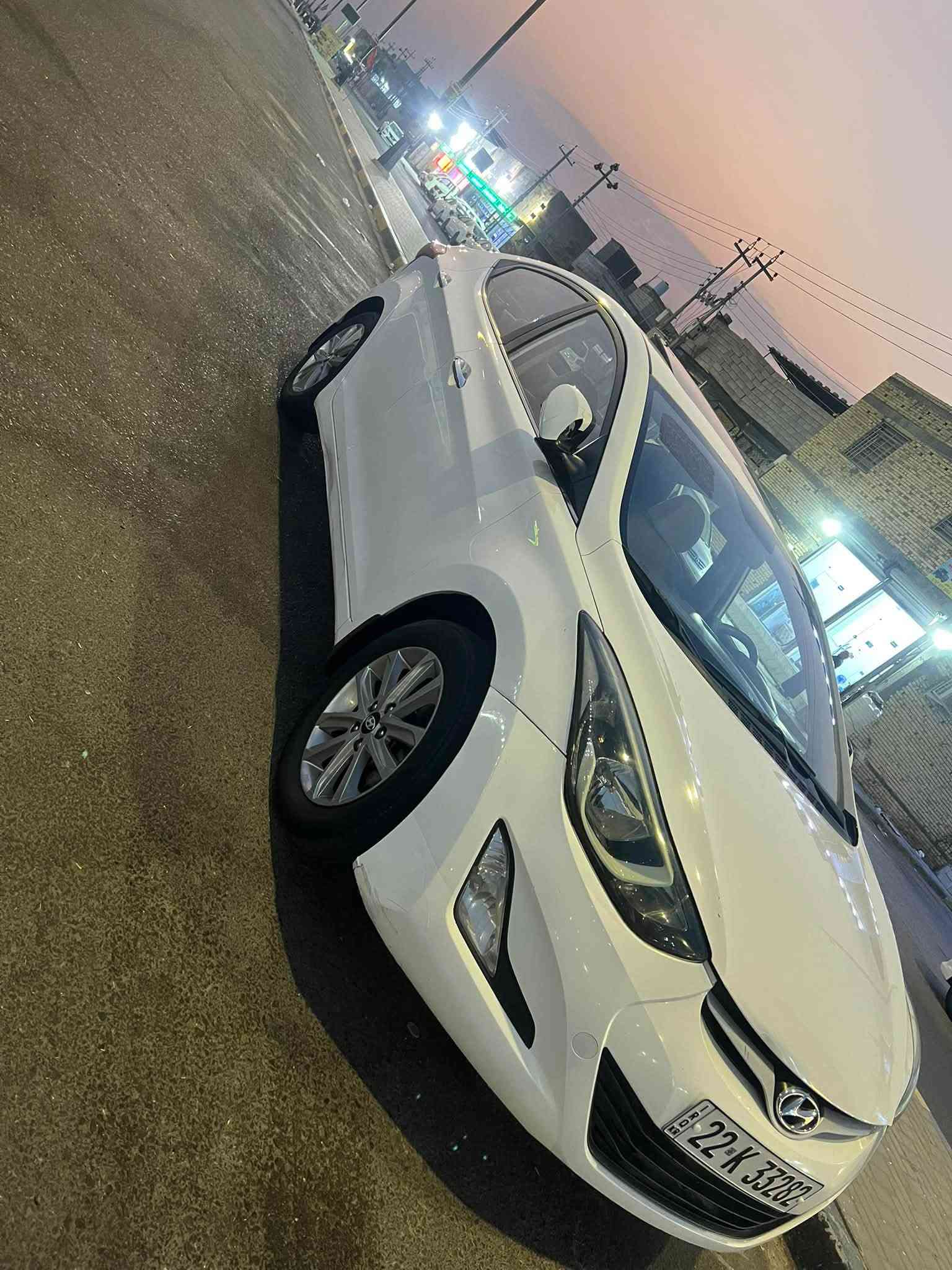 النترا 2015 خليجي رقم دولي اربيل الجديد سنويه جديده ل 2032 اول وكاله مجاني كفاله من الضربه والتبديل والصبغ والبارد بيهه طخه بسيطه شوف العين فتحه سياره فول مواصفات تخم تاير تبريد حداديه مكينه گير السعر 120 اي ستفسار ***********
