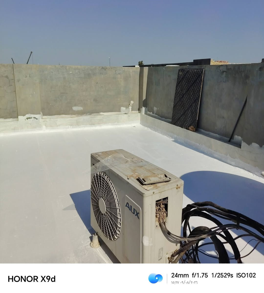 تم وبحمدلله أكمال عملنا المادة العازلة للأسطح
وبضمان عشر سنوات 

الاستفسار / ***********
***********

نص مكتوب في الصور:
- HONOR X9d 24mm f/1.75 1/100s ISO3103 ١٩:٠٤ ٠٨/٠٨/٢٠٢٦
- HONOR X9d 24mm f/1.75 1/4019s ISO120 ١٤:٥٢ ٢٠٢٠/٠٨/٠٨
- HONOR X9d 24mm f/1.75 1/2529s ISO102 10:27 09/08/2026