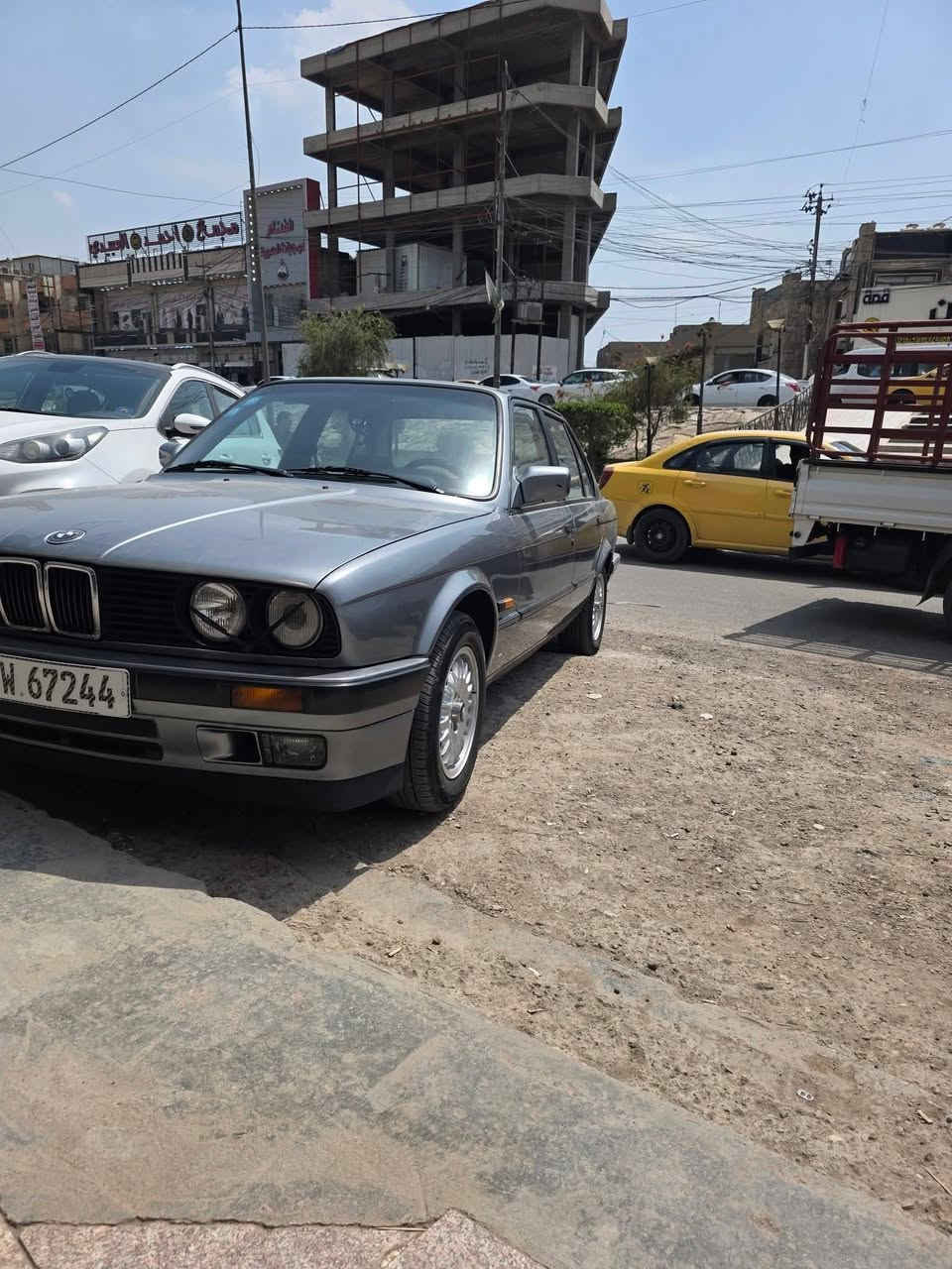 السلام عليكم بيئم زعرة للبيع
موديل ٩٠ محرك ٢٥ مفتوح رقم بغداد بأسمي مصبوغة عام
سيارة جديدة كلش وكلشي شغال بية مابيه اي نقص
السعر ٧٣ وبيهه مجال للأستفسار ***********

