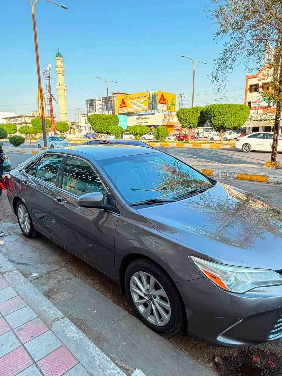 السلا عليكم للبيع كامري 
موديل 2017 أمريكي 
حادثها حاملغ خلفي 
وبابين بخ بدون حادث
بدون لغود وشواصي لسياره نضيفه 
السعر 135 
***********
