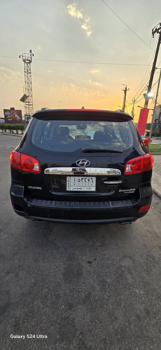 لسلام عليكم 
بيع مستعجل
سنتافي مديل 2008
فول مواصفات للأخير 
ليمتد 
V6
مكينة 3300 
تحكم ستيرين 
تبريد 3 قطع 
فتحة سقف 
شاشة بالوسط تجي فقط بالمواصفات الخاصة 
كشنات جلد
 7 راكب 
تدفئة كشنات 
 كشن كهرباء 
مسجل وسماعات انفتني
حادثها بخشم الجاملغ عكس السايق ومبدل بلاد 
السيارة بسمي 
السعر 90$ وبيها مجال قليل حك الجيه 
ملاحظه المكينه بيها خيط تبخير والجنايه يعرفون سعرها مكينتها 6ورقات
بغداد البلديات ***********
