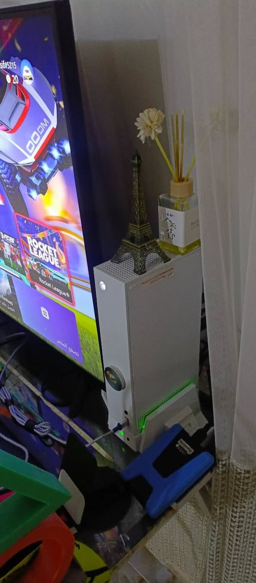 للبيع ٤٠٠ وبي مجال
جوستك كيم سير 
باقي شهر ويخلص اشتراك 
اصدار ٢٠٢٢ بدون كارتونه 
***********
