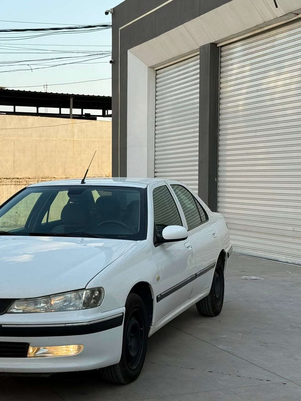 سلام عليكم للبيع  سعر 58$ وبيها مجال
بيجو 406 مكينا حجم 2000 
شرط لا صرف ولا نفخ 
كير توماتيك تبريد ثلج ❄️ 
قطعتين صبغ فقط 
مكان سيارة موصل حي تأميم فرع المحطة مكتب الاسطورة ***********
