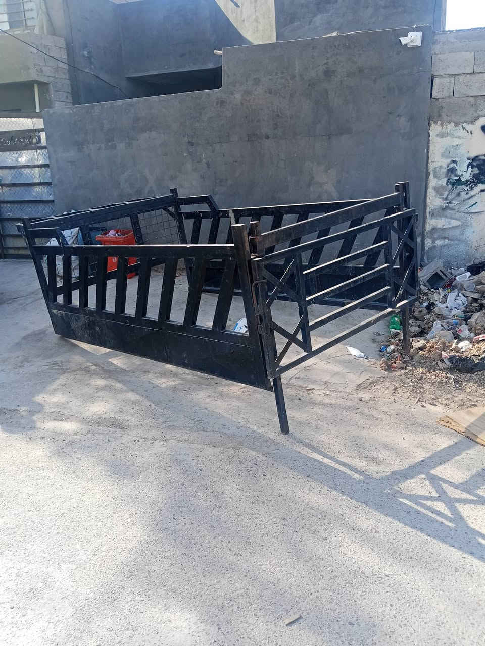 محجر للبيع كيه قرده سعر 250 وبي مجال مكاني بغداد رقمي ***********
