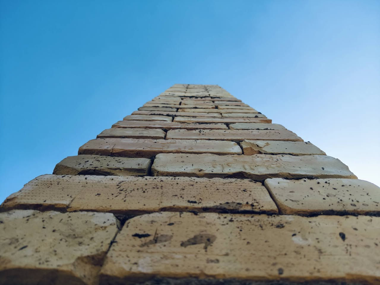 خلفه بناء درجة اولى شغل هندسي نشتغل دبل وقطعي ومتر متواجد بابل
***********
@إشارة
