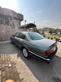 بي ام 735 • موديل ٩٠ • محرك ٦