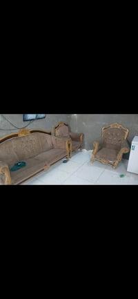 كنبة • للبيع