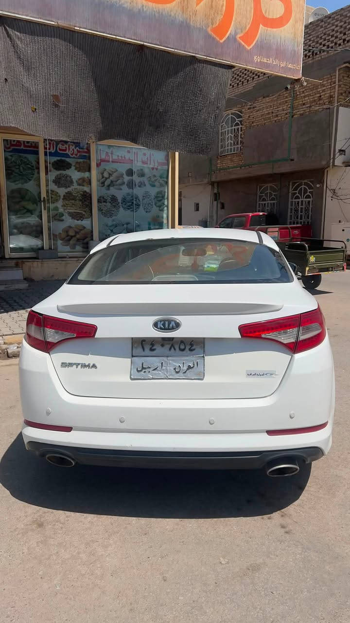 كيه اوبتما 2012خليجي محرك 2400 مكينه كير تبريد كلشي جاهز رقم اربيل بيها فقط الجاملغ مصبوغ وشويه من بنيد السياره السعر 105 وبيها مجال للتواصل واتس اب ***********
