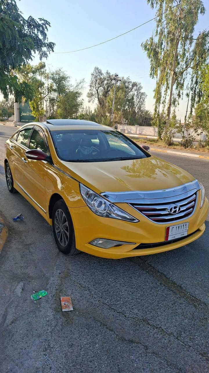 سوناتا موديل 2011 وارد مريكي ضرر فقط بنيد سياره فول مواصفات مكفوله من كلشي رقم بغداد بسم صاحبها ه‍/*********** واتس اب مكلف بنشر تفاصيل ع رقم صاحب سياره
