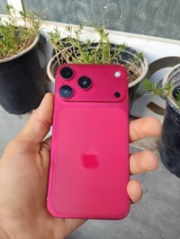 آيفون XR • محور 18 برو • بطارية ٧٣٪