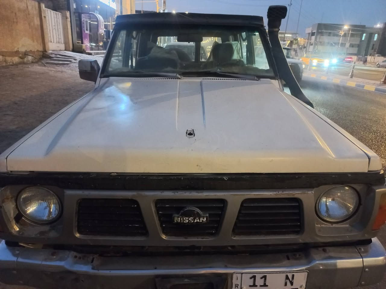 نيسان باترول ١٩٩١ رقم بغداد دولي السعر ٥٠ وبيها مجال ***********
