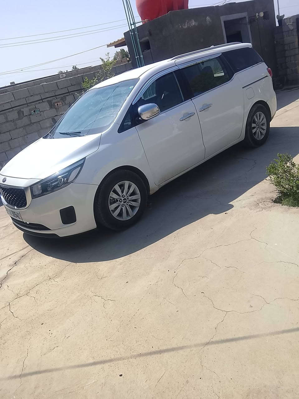 للبيع كيه سيدونه موديل 2019واردامريكي حادثه دعاميه اماميه فقط شواصي مكفوله إرباك ستيرن فقط بيه صبغات قليلات بحاملغ  وشويه بل باب سياره جاهزه كير مكينه حداديه تخم تاير تبريد كله جديد مال جناي 
سعره 175 أتصال ***********
مكان سياره بابل شوملي
