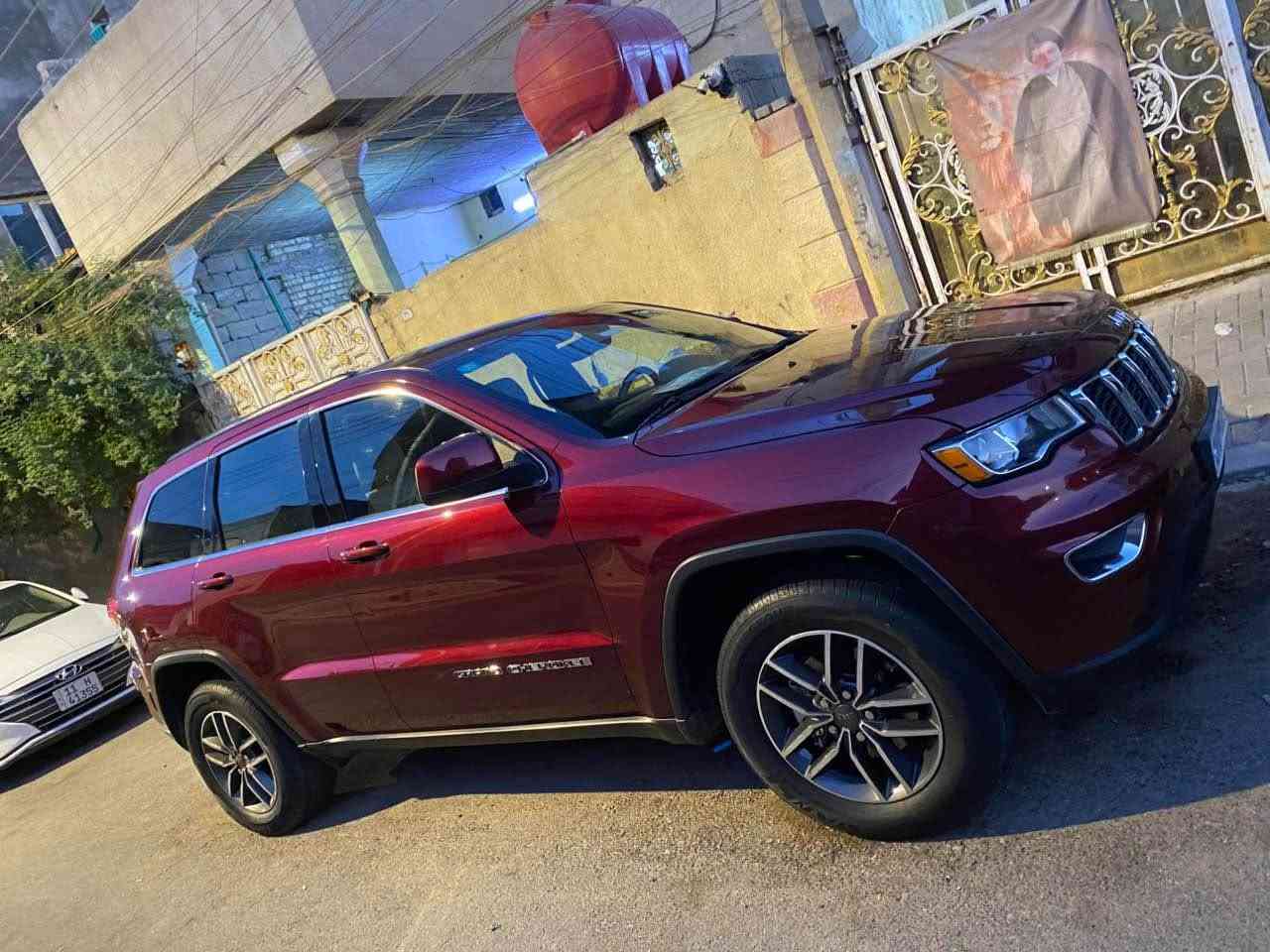 جيب لاريدو 2017 كفاله عامه داخله تقرير غرق تعمل وتسير سياره جاهزه حداديه مكينه كير تخم تاير جديد هزه ورقم وسنويه جدد رقم بصره تحويل ثاني يوم

*********** Singapore

