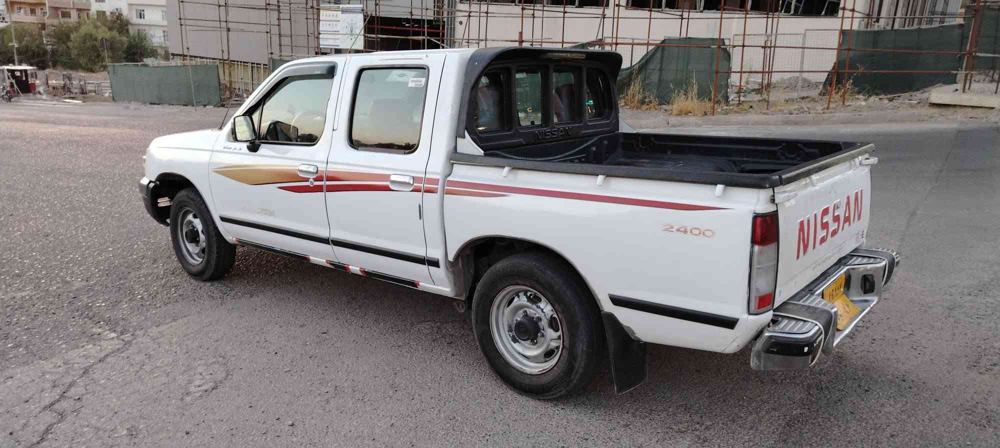 نیسان بۆفرۆشتن مۆدێل 2002ناوسور تبریدوپاوەر دەبڵ گێچ جام کارەبا ئاوێنە کارەبا قفڵ مەرکەزی  مەکینە بەخاخ تەبرید لەسەرسویچ سەنەوی ژینگەی دراوەو بەسەرچوە سەیارەکە پێشوشانوسەقفی هیچی پێوەنیە لابۆدیەکی بۆیاخە لەکەڵ نیودرگا سەیارەکە ماڵی دۆستە واحسابکە دوهەزارو هەشتە *********** شربازهير, السليمانية
