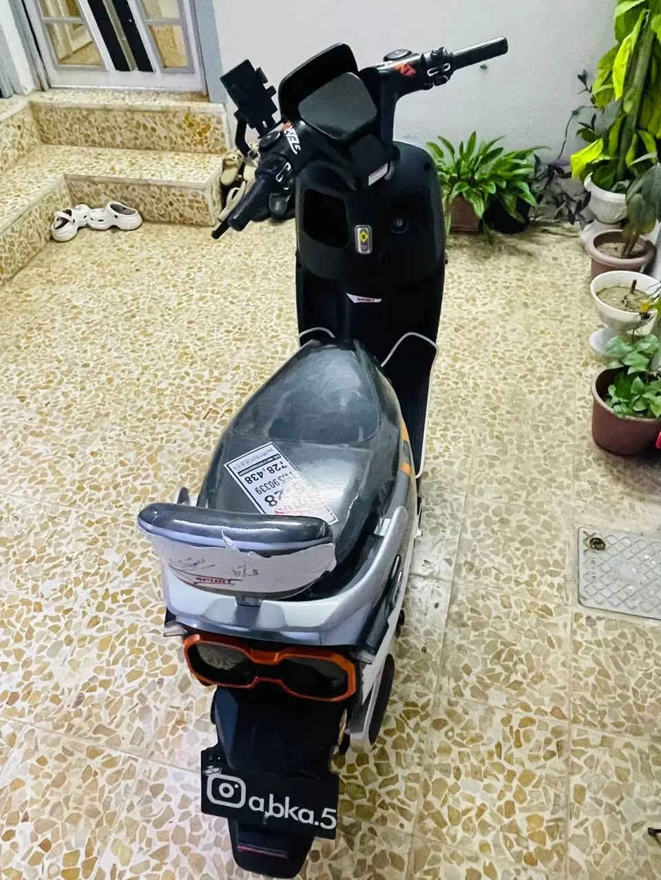 السلام عليكم 
ماطور ريان أبو عيون للبيع 
6بطاريات 
بطاريات وعقل وملف شرط
مستخدم شي قليييل حيل
الماطور مكفول من التايه لي التايه 
الماطور وضع شركه 
السعر 950
للتواصل على الرقم ***********
العنوان موصل جانب الأيمن
