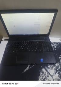 وبركاته لابتوب windows 10 pro مستعمله تفيدك للتصفح والالعاب والدراسة و...