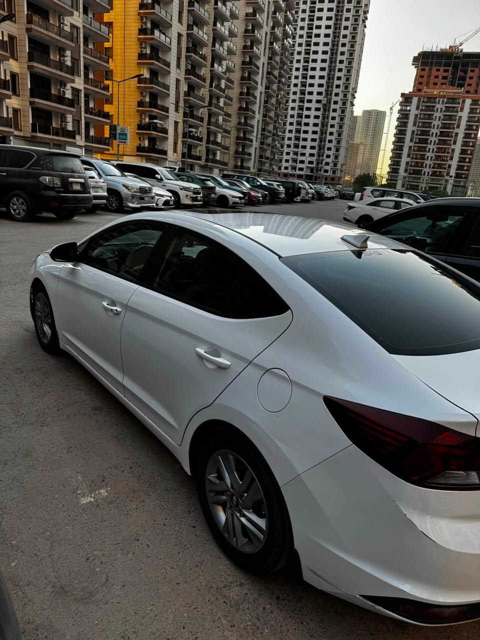 النترا وارد امريكي 2020
حادثها بس الدعاميه الاماميه 
محرك 2000 دوش وكير سي في تي 
مكفول الكير والمحرك والصدر 
السعر 12800$ بي مجال بسيط حق الجيه 
مكاني بغداد المنصور 
الاستفسار ***********
مواصفاتها فول سلايد وبصمه ورادار ومري كهرباء وبلوتوث والخ
