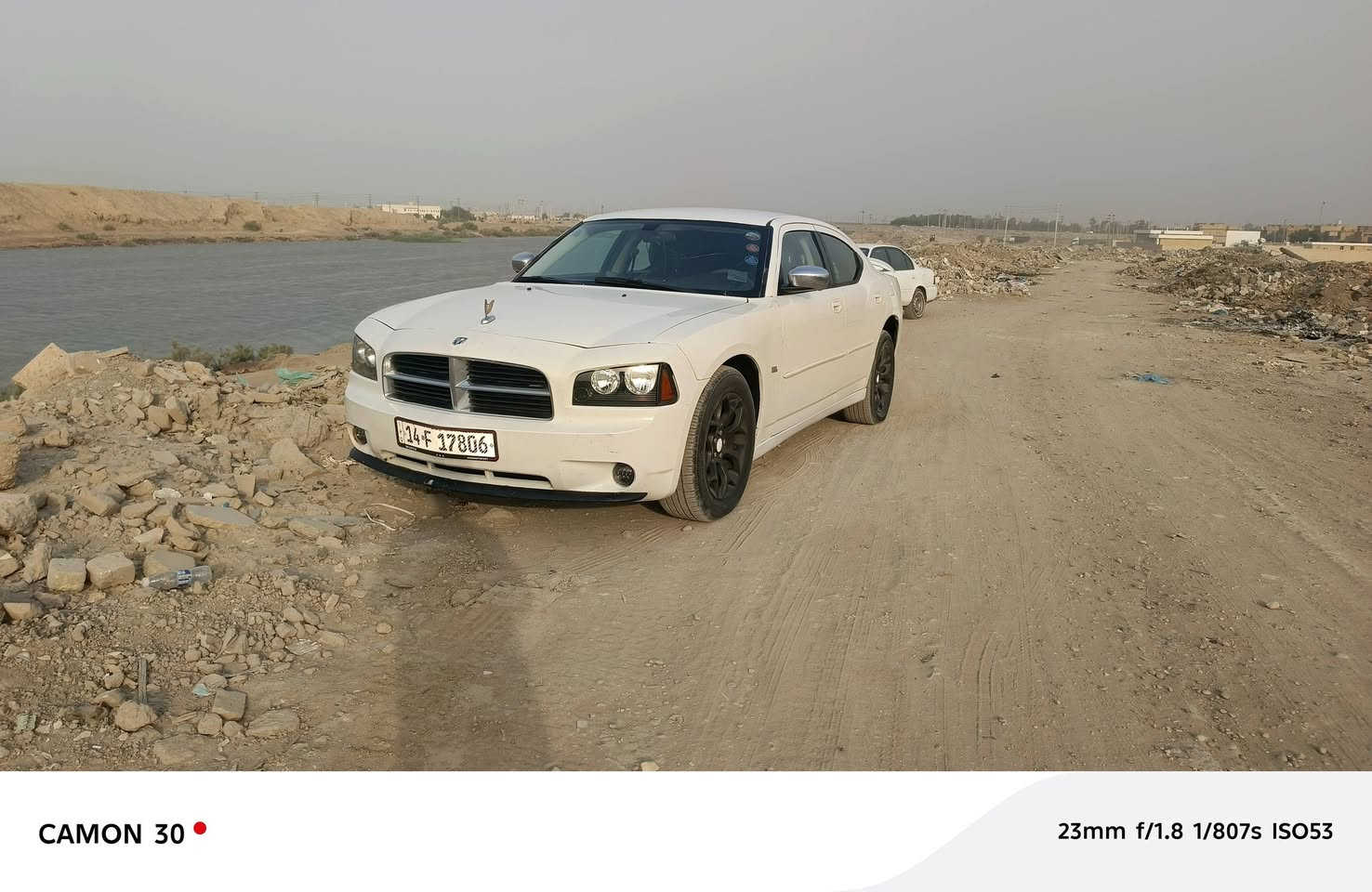 البيع والمراوس شارجر موديل 2009اصل مكينه 3500جديده توني شاده رقم بصره نكليزي السياره مكفوله من الضربه بيه مكانات صبغ قليل بيه نقص حداديه الوره والتبريد كبريسر عاطل الباقي كله جاهز السعر 98 مكاني ناصرية مركز الاستفسار الاتصال علا رقم ***********
